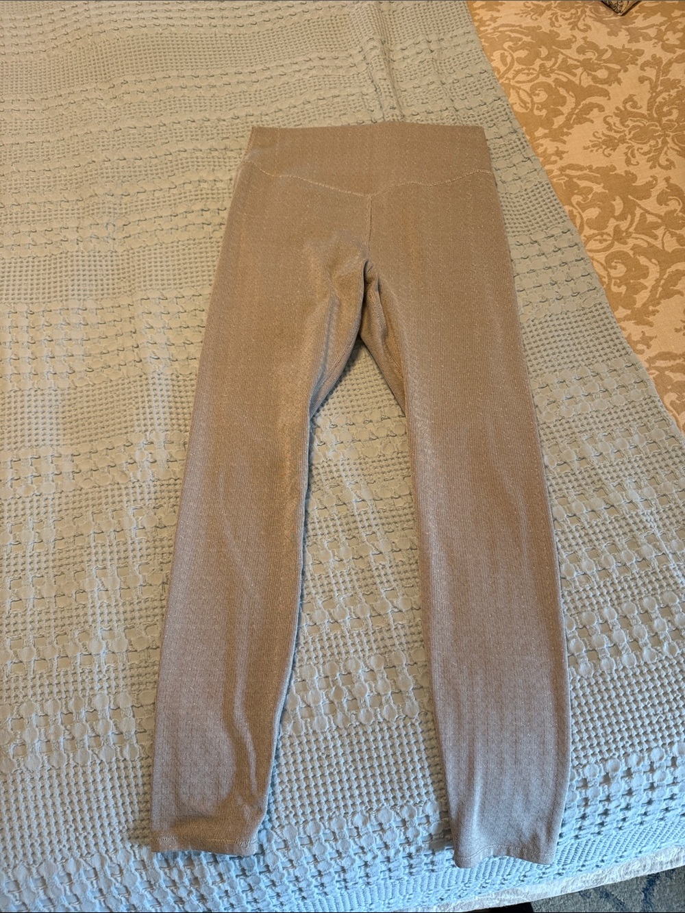Vuori Leggings New Size Medium